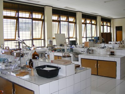 labor kimia2