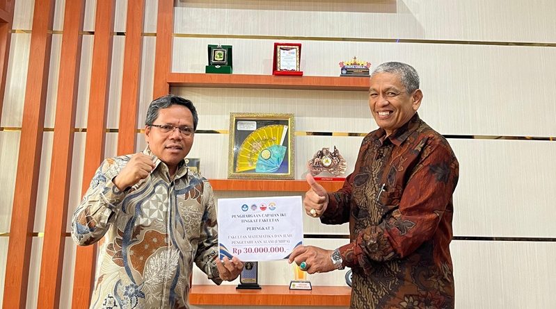 🏆 FMIPA UNP Raih Peringkat 3 Capaian IKU Tingkat Fakultas – Prodi Pendidikan Fisika dan Kimia Berprestasi pada IKU 5: Penerapan Riset Dosen